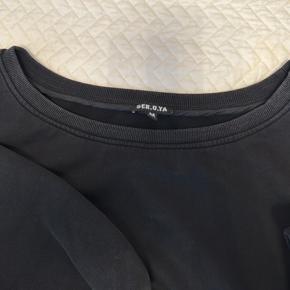 Asymmetrical sweatshirt - Picture 2 of 5